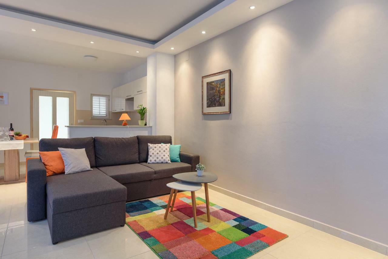 Apartment Perusko Пула Екстериор снимка